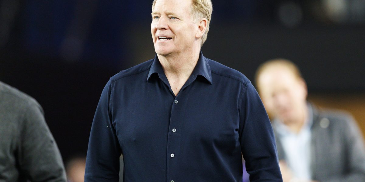 Roger Goodell a trimis NFL-ului peste 50 de scrisori pentru un stagiu în anii 80 până când a avut în sfârșit șansa.